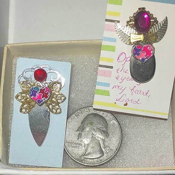 Lot of 2: Autism Puzzle Theme ❤️ Angel Tac Pins - Picture 5 of 15